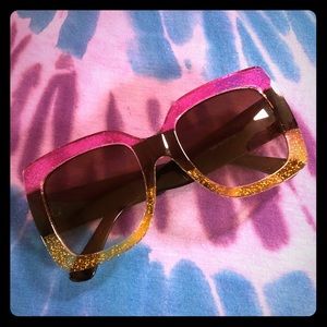 Pink/black/yellow glitter sunnies